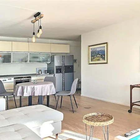 Le Diamant Vue Grandiose Sur Port Et Mer, Piscine Privee * Saint-Raphaël