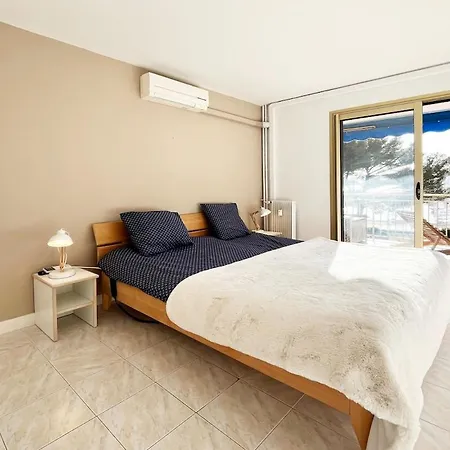 Le Diamant Vue Grandiose Sur Port Et Mer, Piscine Privee Apartman