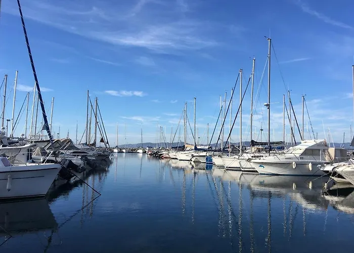 Le Diamant Vue Grandiose Sur Port Et Mer, Piscine Privee * Saint-Raphaël